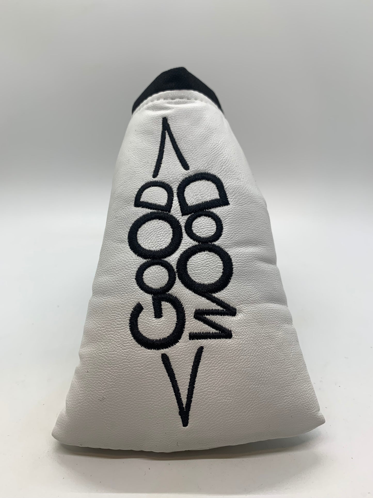 Goodwood wide mid-mallet Headcover (Magnetic Closure) image 2