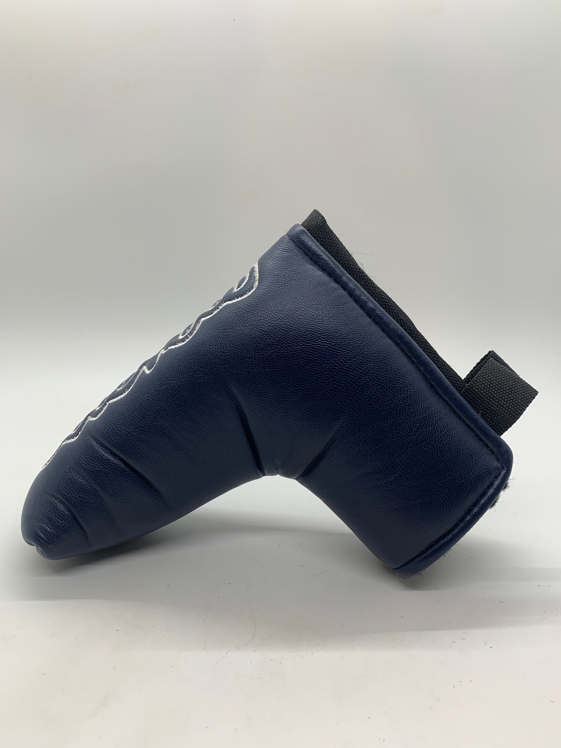 Goodwood small blade Headcover  (Magnetic Closure) image 1